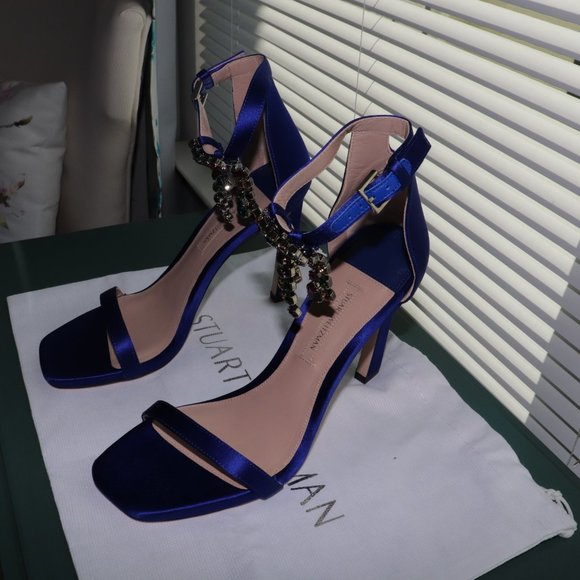 The 100 Fringes Square Nudist - Picture 7 of 9